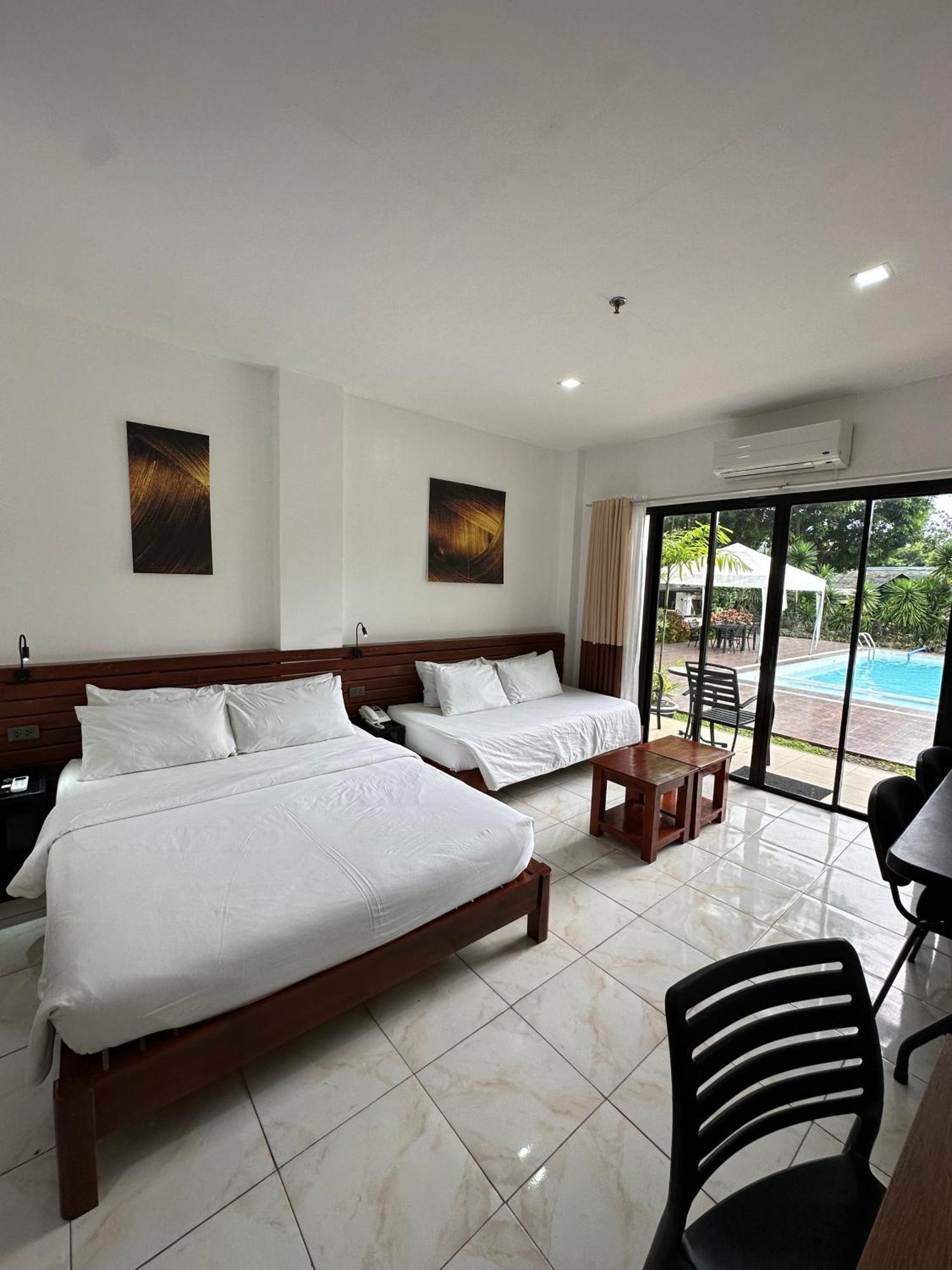 Fernando'S Hotel Sorsogon Экстерьер фото